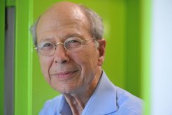 Portrait of Wolfgang Edelstein