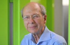 Porträt von Wolfgang Edelstein